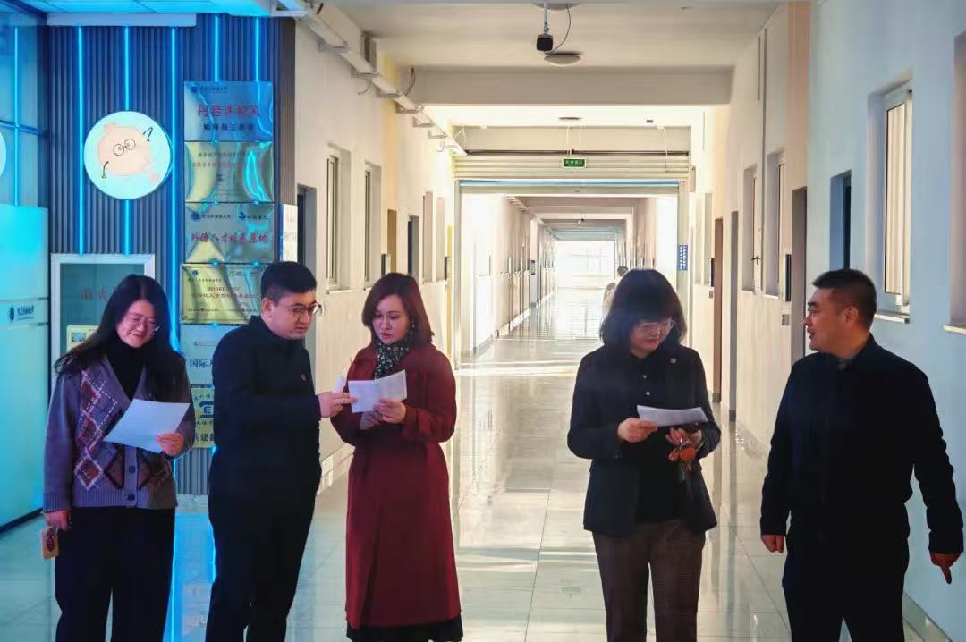 开学第一课 | 2023白菜网总站大全领导积极开展“开学第一课”听课工作